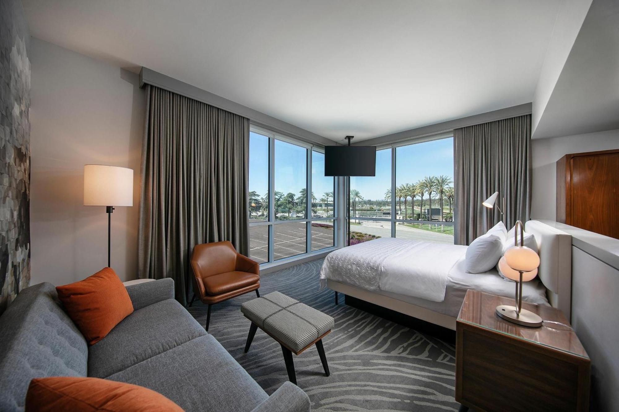 Le Meridien Pasadena Arcadia Exterior photo